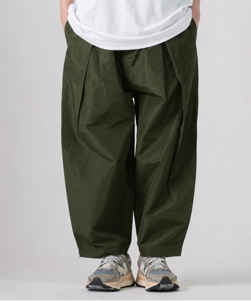 rehacer(レアセル)の「rehacer : Ramie Drape Easy Pants / ラミー ドレープ イージー パンツ(その他パンツ・メンズ・グレイッシュベージュ/ブラック/オリーブ・SMALL/MEDIUM/LARGE)」の3枚目の写真