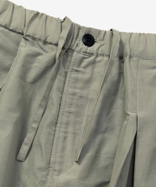 rehacer(レアセル)の「rehacer : Ramie Drape Easy Pants / ラミー ドレープ イージー パンツ(その他パンツ・メンズ・グレイッシュベージュ/ブラック/オリーブ・SMALL/MEDIUM/LARGE)」の19枚目の写真