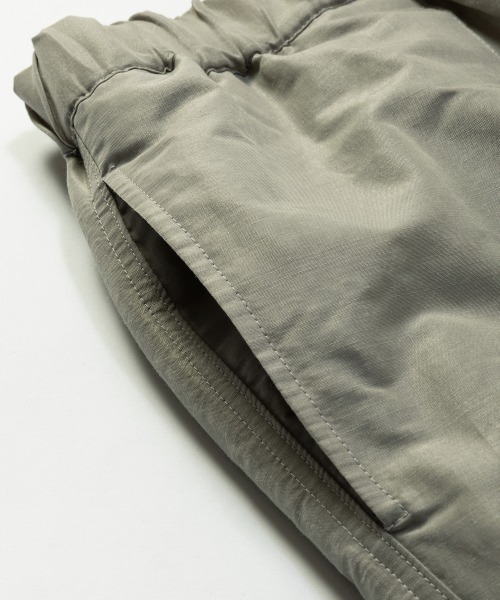 rehacer(レアセル)の「rehacer : Ramie Drape Easy Pants / ラミー ドレープ イージー パンツ(その他パンツ・メンズ・グレイッシュベージュ/ブラック/オリーブ・SMALL/MEDIUM/LARGE)」の22枚目の写真