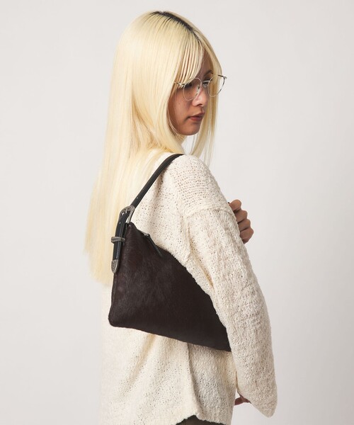 MOHI(モヒ)の「<MOHI...>レザー スクエア ウェスタンベルト バッグ(ショルダーバッグ・レディース・その他1/ダークブラウン・FREE)」の15枚目の写真