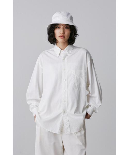 Y(ワイ)の「Y / ORGANIC COTTON WASHER SATIN SHIRT(シャツ/ブラウス・メンズ・ネイビー/ホワイト・SMALL/LARGE)」の2枚目の写真