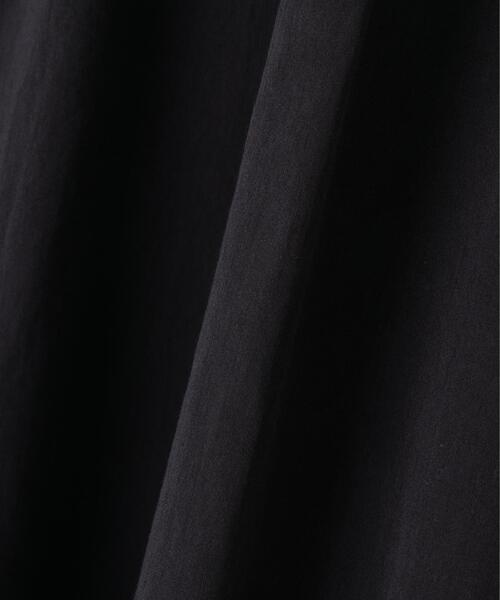 Y(ワイ)の「Y / ORGANIC COTTON WASHER SATIN SHIRT(シャツ/ブラウス・メンズ・ネイビー/ホワイト・SMALL/LARGE)」の6枚目の写真