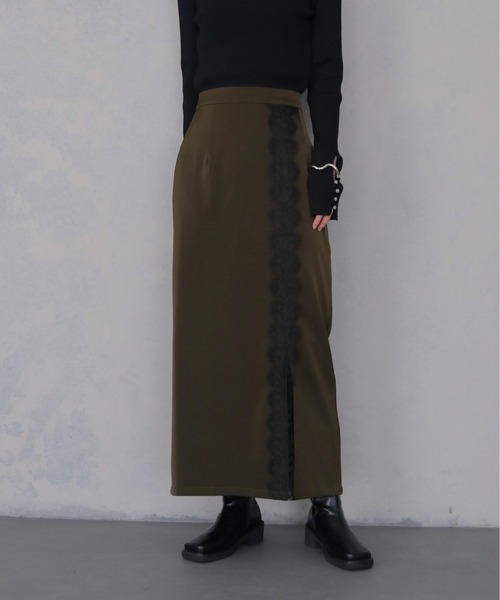 &g'aime(アンジェム)の「【&g'aime 】サテンレーススカート Satin Lace Skirt(スカート・レディース・ブラック/ブラウン・FREE)」の2枚目の写真