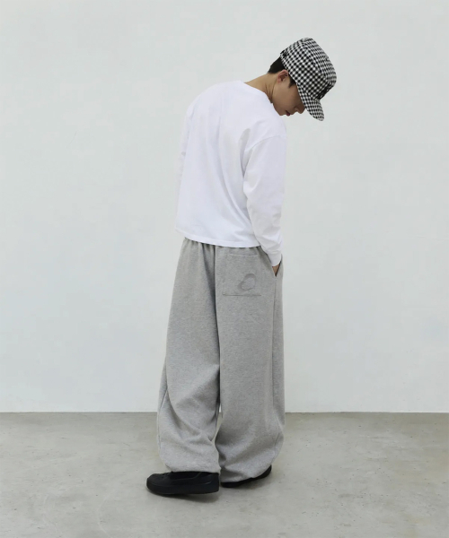 SCALLYWAG（スカリーワグ）の「カーブドワンタックスウェットパンツ[ライトグレー]（スウェットパンツ・レディース・その他・MEDIUM/LARGE）」の4枚目の写真