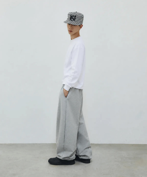 SCALLYWAG（スカリーワグ）の「カーブドワンタックスウェットパンツ[ライトグレー]（スウェットパンツ・レディース・その他・MEDIUM/LARGE）」の6枚目の写真