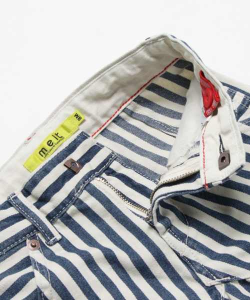 COMECHATTO&CLOSET（カムチャットアンドクロゼット）の「ヒッコリーサルエル８分丈パンツ（デニムパンツ・キッズ・ブルー・90/110/120/100/140/130）」の4枚目の写真