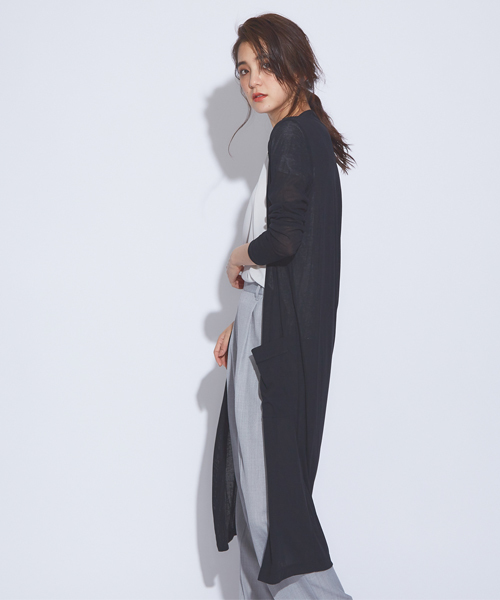 qualite（カリテ）の「【接触冷感】クールフライスロングカーディガン（カーディガン/ボレロ・レディース・ブラック/ロイヤルブルー/ライトグレー/ブルー/ベージュ/セージグリーン・36/38）」の2枚目の写真