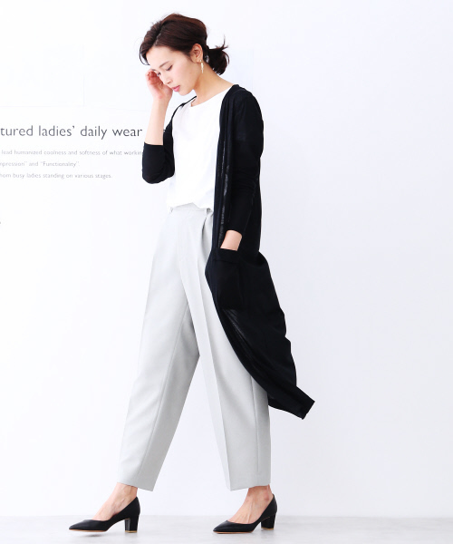 qualite（カリテ）の「【接触冷感】クールフライスロングカーディガン（カーディガン/ボレロ・レディース・ブラック/ロイヤルブルー/ライトグレー/ブルー/ベージュ/セージグリーン・36/38）」の14枚目の写真