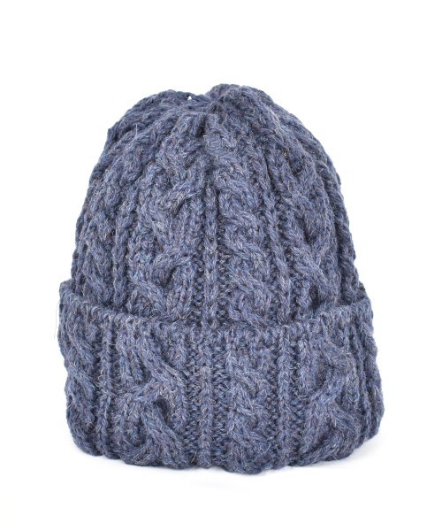 HIGHLAND 2000(ハイランドトゥーサウザンド)の「HIGHLAND 2000 ケーブル編み ニット帽 BW 016 Cable Bobcap(ニットキャップ/ビーニー・レディース・パープル/ダークブルー/ベージュ/ブラウン系その他/ライトグレー/グレー系その他/ホワイト/ブラック/ブルー系その他/キャメル/イエロー系その他/ピンク系その他/ピンク系その他2/オレンジ/レッド系その他/その他/ブラック系その他・FREE)」の9枚目の写真