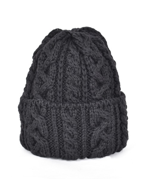 HIGHLAND 2000(ハイランドトゥーサウザンド)の「HIGHLAND 2000 ケーブル編み ニット帽 BW 016 Cable Bobcap(ニットキャップ/ビーニー・レディース・パープル/ダークブルー/ベージュ/ブラウン系その他/ライトグレー/グレー系その他/ホワイト/ブラック/ブルー系その他/キャメル/イエロー系その他/ピンク系その他/ピンク系その他2/オレンジ/レッド系その他/その他/ブラック系その他・FREE)」の3枚目の写真