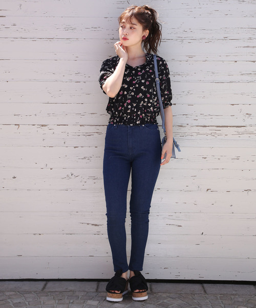 one after another NICE CLAUP（ワンアフターアナザーナイスクラップ）の「丸衿レトロ花柄ブラウス（シャツ/ブラウス・レディース・アイボリー/ブラック/ピンク・FREE）」の10枚目の写真