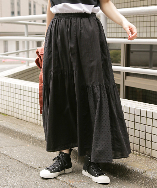 niko and...（ニコアンド）の「ハギハギティアードスカート（スカート・レディース・ホワイト/ブラック/ブルー/グリーン・4/3）」の2枚目の写真