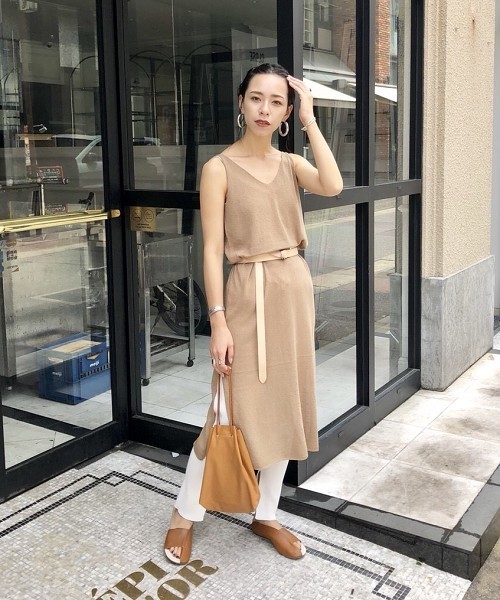 TODAYFUL（トゥデイフル）の「キャミソールニットドレス（ワンピース・レディース・ブラック/ベージュ/パープル・FREE）」の3枚目の写真