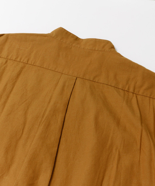 URBAN RESEARCH（アーバンリサーチ）の「LOOSE FIT STAND COLLAR SHIRTS（シャツ/ブラウス・メンズ・オフホワイト/ベージュ系その他/ブルー系その他/キャメル・M/L）」の18枚目の写真