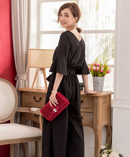 DRESS STAR(ドレス スター)の「ビジューラディアルサテンプリーツクラッチバッグ(クラッチバッグ・レディース・ブラック/レッド/シルバー/ナチュラル・フリー)」の14枚目の写真