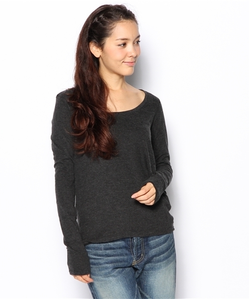 goa（ゴア）の「ベーシック UネックロンT（Tシャツ/カットソー・レディース・アイボリー/ブラック/グレー/カーキブラウン/ベージュ/オレンジ・FREE）」の3枚目の写真