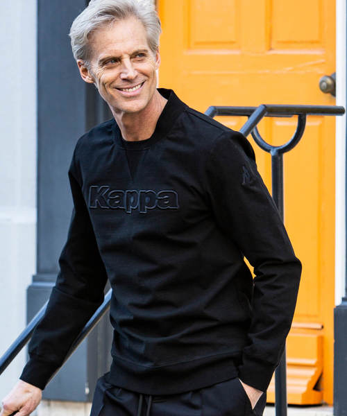 Kappa（カッパ）の「Kappa(カッパ)OMINIロゴ 3D刺繍ロゴプルオーバー（パーカー・メンズ・ホワイト/ブラック/グリーン/ネイビー/マスタード・SMALL/MEDIUM/LARGE）」の3枚目の写真