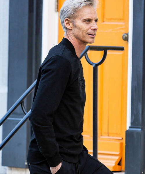 Kappa（カッパ）の「Kappa(カッパ)OMINIロゴ 3D刺繍ロゴプルオーバー（パーカー・メンズ・ホワイト/ブラック/グリーン/ネイビー/マスタード・SMALL/MEDIUM/LARGE）」の7枚目の写真