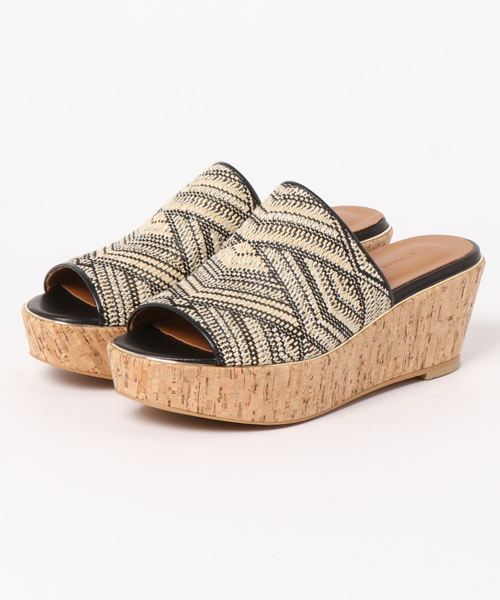 DouDou（ドゥドゥ）の「ラインメタルパーツサンダル（サンダル・レディース・その他/ブラック/ベージュ・23.5cm/24.5cm/22.5cm）」の3枚目の写真