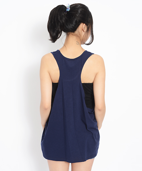 X-girl（エックスガール）の「RETRO LOGO BIG TANK TOP（タンクトップ・レディース・ホワイト/パープル/イエロー/ネイビー・1/2）」の6枚目の写真