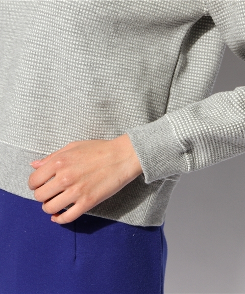 ROSE BUD（ローズバッド）の「LCTT-14103 C/N L/S P/O（スウェット・レディース・イエロー/ネイビー/グレー・ONE SIZE）」の5枚目の写真