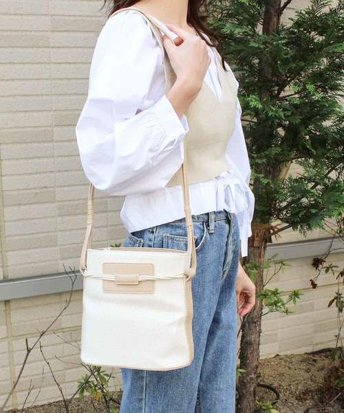 MODE ROBE（モードローブ）の「ショルダーバッグ（ショルダーバッグ・レディース・ブラック/ベージュ/ブラウン・FREE）」の6枚目の写真