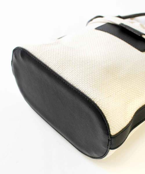 MODE ROBE（モードローブ）の「ショルダーバッグ（ショルダーバッグ・レディース・ブラック/ベージュ/ブラウン・FREE）」の8枚目の写真