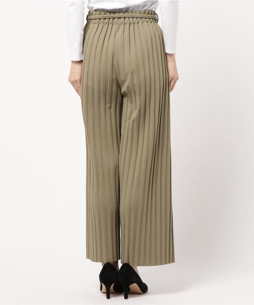 natural couture(ナチュラルクチュール)の「太プリーツリブカットパンツ(その他パンツ・レディース・ブラック/カーキ/モカ/ライトベージュ・FREE)」の11枚目の写真