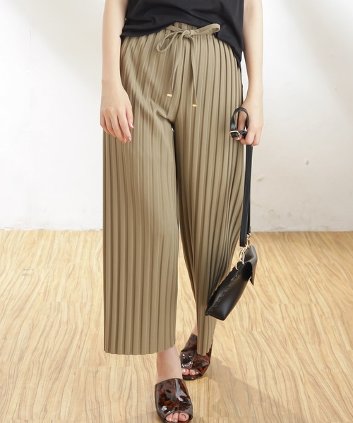 natural couture(ナチュラルクチュール)の「太プリーツリブカットパンツ(その他パンツ・レディース・ブラック/カーキ/モカ/ライトベージュ・FREE)」の4枚目の写真