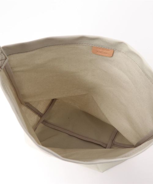 TASINAMI(タシナミ)の「【TASINAMI×Kanoco/タシナミ x カノコ】ミニショルダーバッグ(ショルダーバッグ・レディース・ホワイト/ブラック/グレー/ピンク/ブルー/アーミー・FREE)」の8枚目の写真