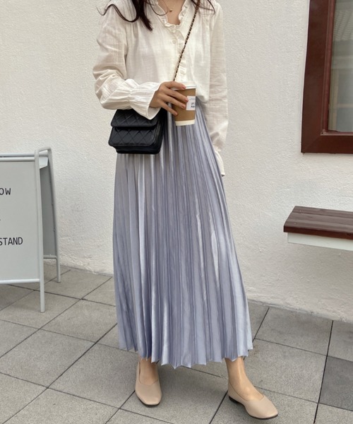 ABITOKYO（アビトーキョー）の「サテンプリーツスカート（スカート・レディース・ライトグレー/ブラック/ベージュ/ネイビー/ライトグリーン・MEDIUM/LARGE）」の10枚目の写真