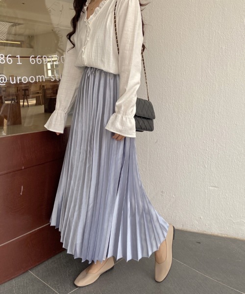 ABITOKYO（アビトーキョー）の「サテンプリーツスカート（スカート・レディース・ライトグレー/ブラック/ベージュ/ネイビー/ライトグリーン・MEDIUM/LARGE）」の13枚目の写真