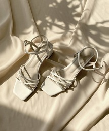 by muni:r | スクエアヒール　クロスストラップ　サンダル(サンダル)