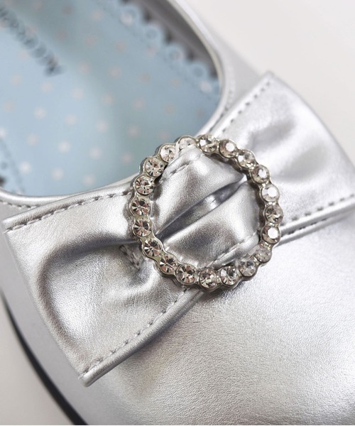 BeBe（ベベ）の「BeBe/ビジューバックルリボン付きストラップシューズ （17～20cm）（バレエシューズ・キッズ・ブラック/グレー・20/18/17/19）」の21枚目の写真