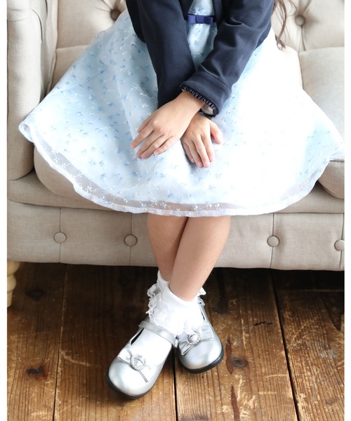 BeBe（ベベ）の「BeBe/ビジューバックルリボン付きストラップシューズ （17～20cm）（バレエシューズ・キッズ・ブラック/グレー・20/18/17/19）」の10枚目の写真