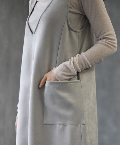 deux amour（ドゥーザムール）の「スエードジャンスカ（ジャンパースカート・レディース・ベージュ/グレー・MEDIUM）」の17枚目の写真