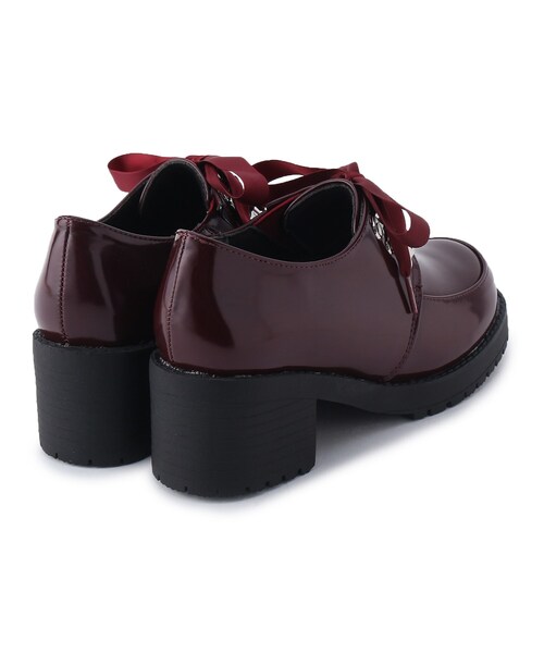 cs T&P(シーエスティーアンドピー)の「サテンリボンマニッシュ(パンプス・レディース・ワインレッド/ブラック/ダークブラウン・M/LL/L/S)」の6枚目の写真