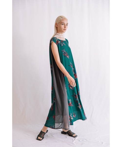 AULA AILA（アウラアイラ）の「ビッグフラワープリントドレス（ドレス・レディース・ホワイト/ブルー/グリーン・0）」の11枚目の写真