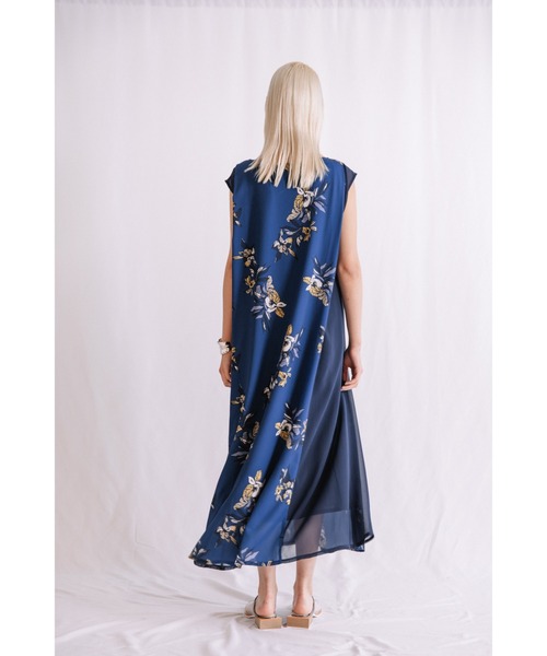 AULA AILA（アウラアイラ）の「ビッグフラワープリントドレス（ドレス・レディース・ホワイト/ブルー/グリーン・0）」の19枚目の写真