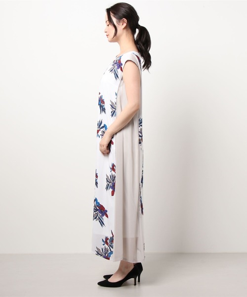 AULA AILA（アウラアイラ）の「ビッグフラワープリントドレス（ドレス・レディース・ホワイト/ブルー/グリーン・0）」の5枚目の写真