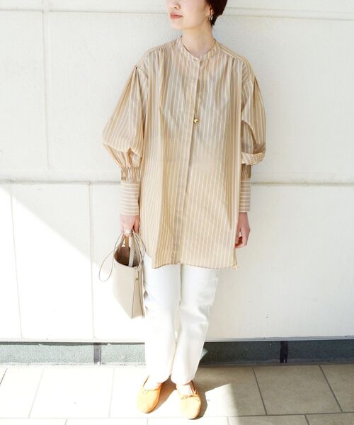 SHIPS(シップス)の「【SHIPS別注】BENCH MARKING SHIRT:シアーボリュームシャツ(シャツ/ブラウス・レディース・ラベンダー/ベージュ系その他・ONE SIZE)」の11枚目の写真