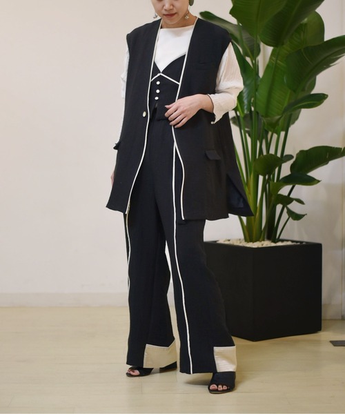 Eimee Law（エイミーロウ）の「パイピングデザインキャミビスチェ