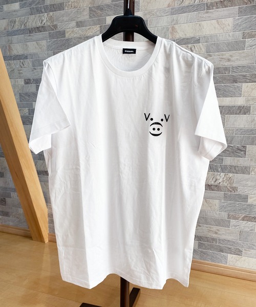 DIESEL（ディーゼル）の「アニマルプリント クルーネック 半袖Tシャツ「CL-T-GADIE MAGLIETTA」（Tシャツ/カットソー・メンズ・ホワイト/ブラック・XXL/XS/XXS/S/XXX-LARGE）」の2枚目の写真