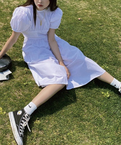 meJane（ミージェーン）の「パフスリーブバックリボン ティアードワンピース（ワンピース・レディース・ホワイト/ブラック・FREE）」の16枚目の写真