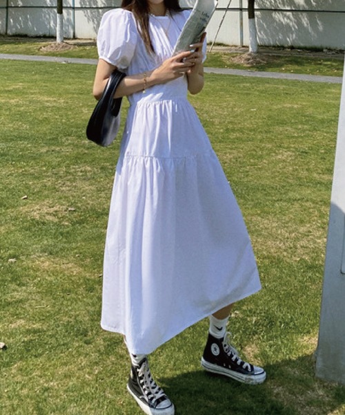 meJane（ミージェーン）の「パフスリーブバックリボン ティアードワンピース（ワンピース・レディース・ホワイト/ブラック・FREE）」の7枚目の写真