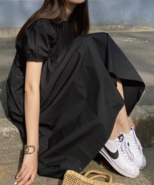 meJane（ミージェーン）の「パフスリーブバックリボン ティアードワンピース（ワンピース・レディース・ホワイト/ブラック・FREE）」の6枚目の写真