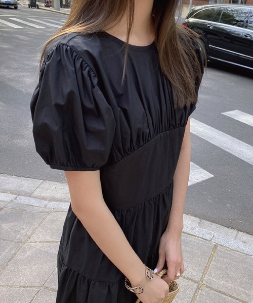 meJane（ミージェーン）の「パフスリーブバックリボン ティアードワンピース（ワンピース・レディース・ホワイト/ブラック・FREE）」の18枚目の写真