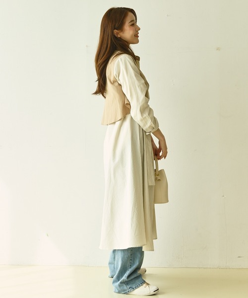 me+em select（ミームセレクト）の「トレンチストライプシャツワンピース（シャツワンピース・レディース・ベージュ/ブルー/ブラック・FREE）」の16枚目の写真