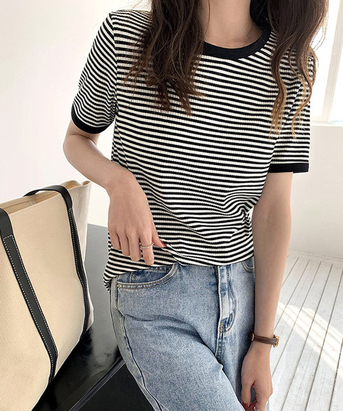 Ulysses(ユリシス)の「カラーボーダーTシャツ(Tシャツ/カットソー・レディース・ブラック/ブラウン/グリーン/ライトグレー/ダークグレー/ダークベージュ/ライトピンク/ピンク系その他/ピンクベージュ/ブルー/グレイッシュブルー/ライトベージュ/モカ/イエロー・M/L)」の17枚目の写真