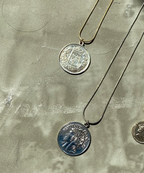 DouDou（ドゥドゥ）の「コインネックレス 大（ネックレス・レディース・シルバー/ゴールド・FREE）」の3枚目の写真